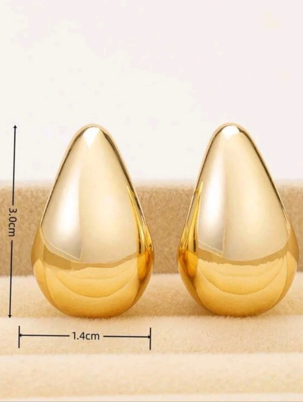 NEW! Minimalist Gold Teardrop Hoop Earrings - Elegant Women's Jewelry